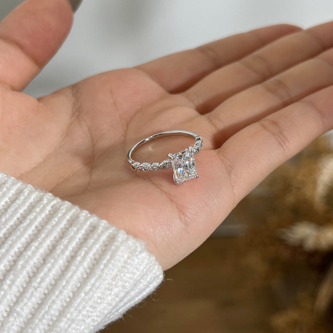 Anillo solitario de moissanita 2 ct en plata