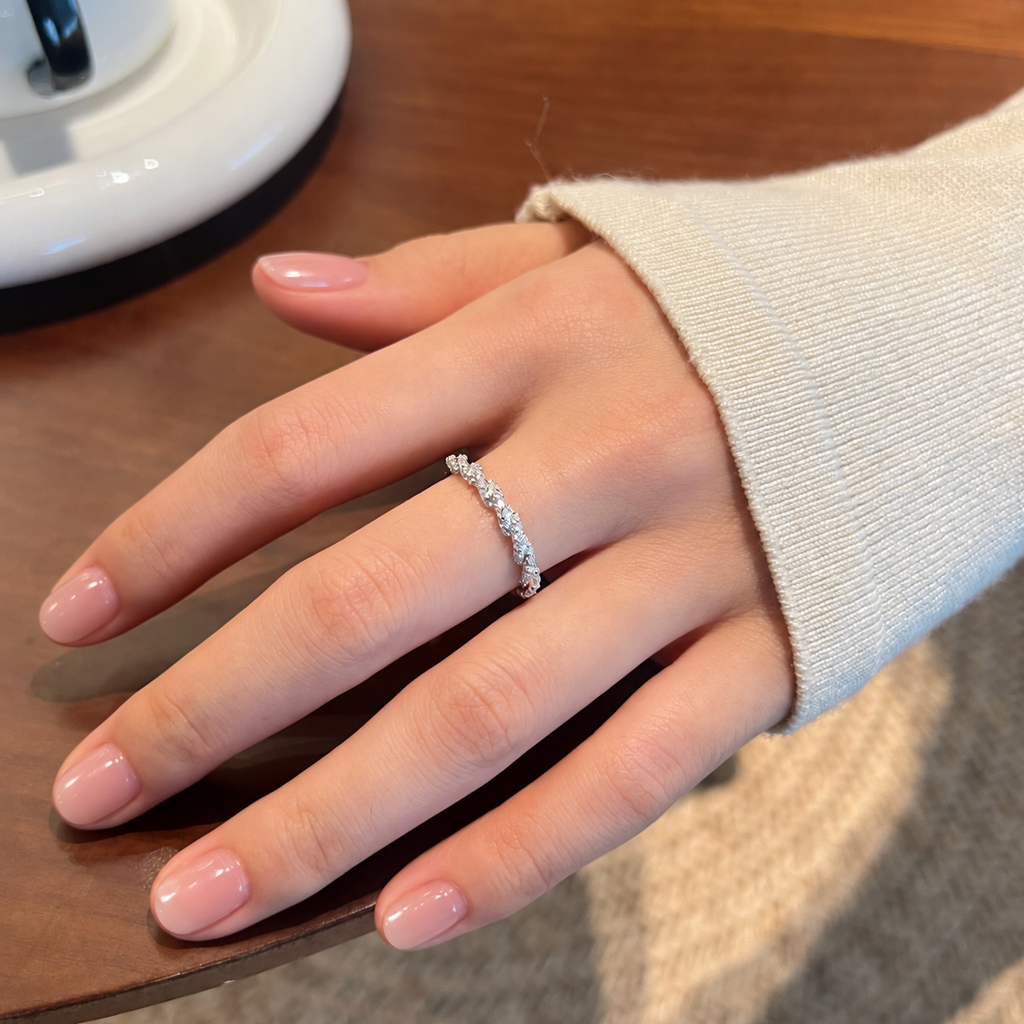 Anillo trenzado de moissanitas 0,245 ct en plata