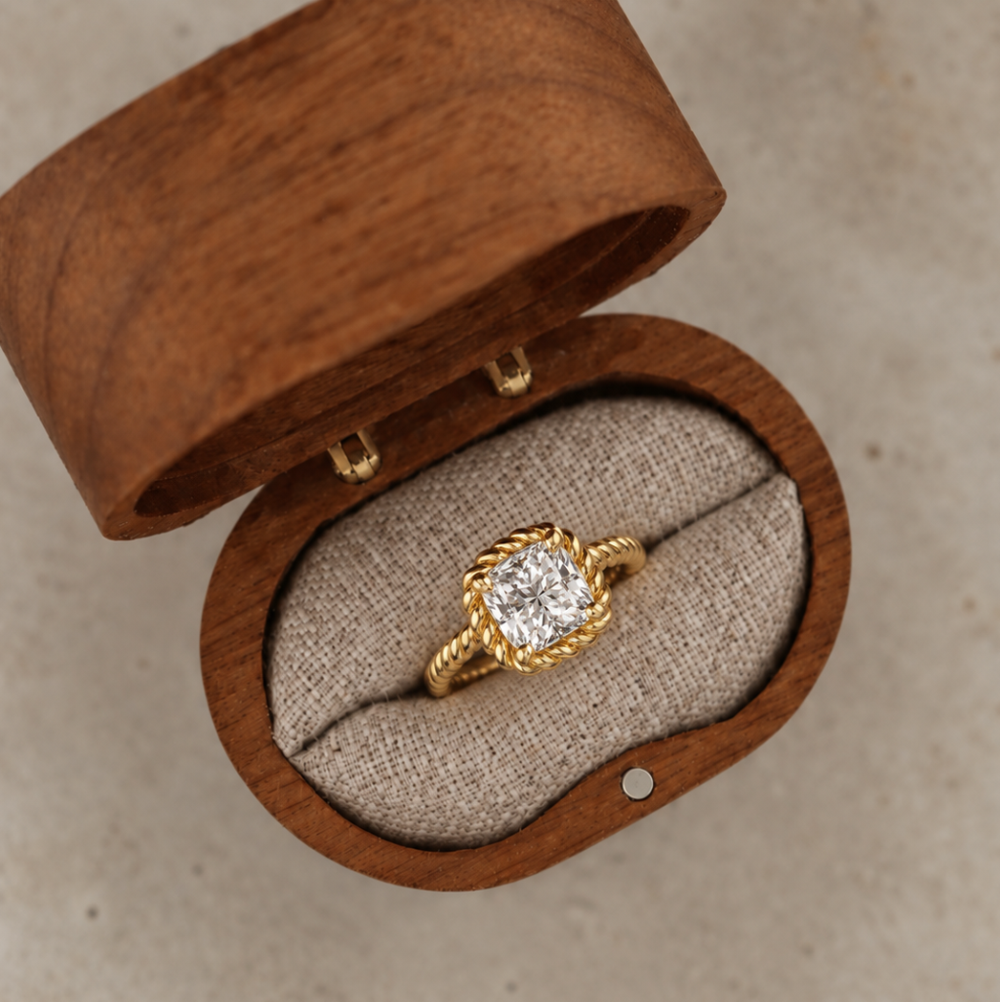 Anillo solitario de moissanita 1 ct dorado