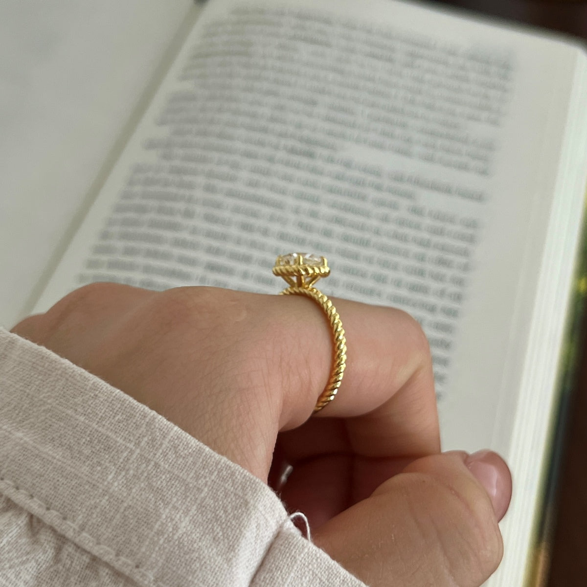 Anillo con halo de moissanita 1 ct en plata