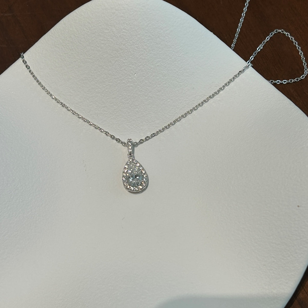 Collar con colgante de moissanita 1 ct en plata