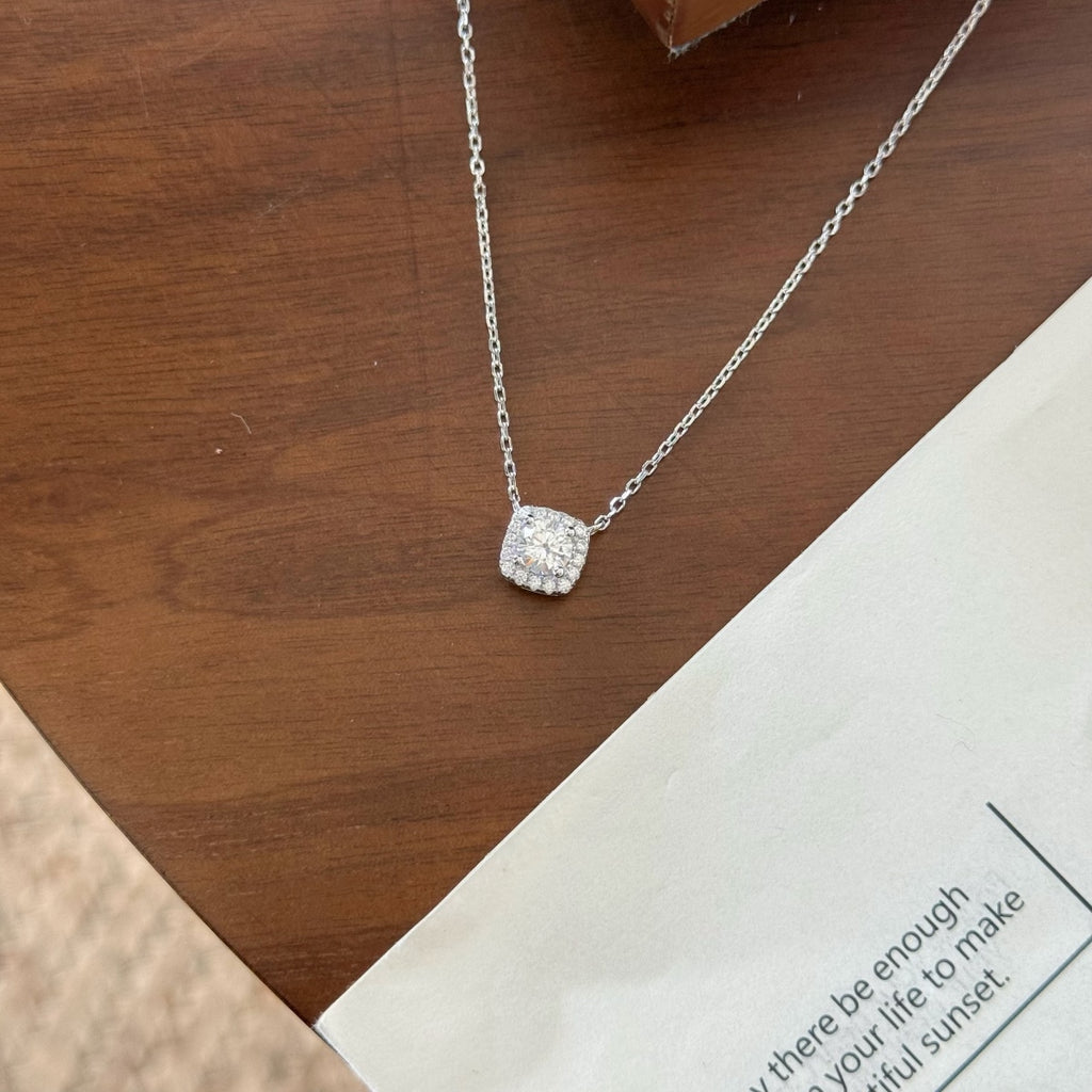 Collar con colgante de moissanitas 0,5 ct en plata