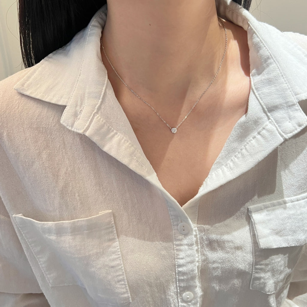 Collar con corazón de moissanita 0,5 ct en plata