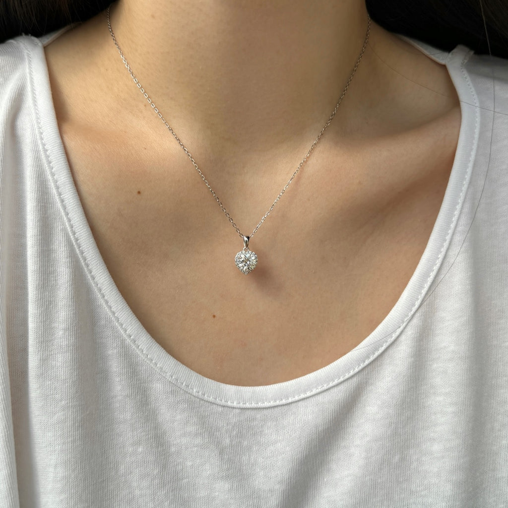Collar con corazón de moissanitas 1 ct en plata