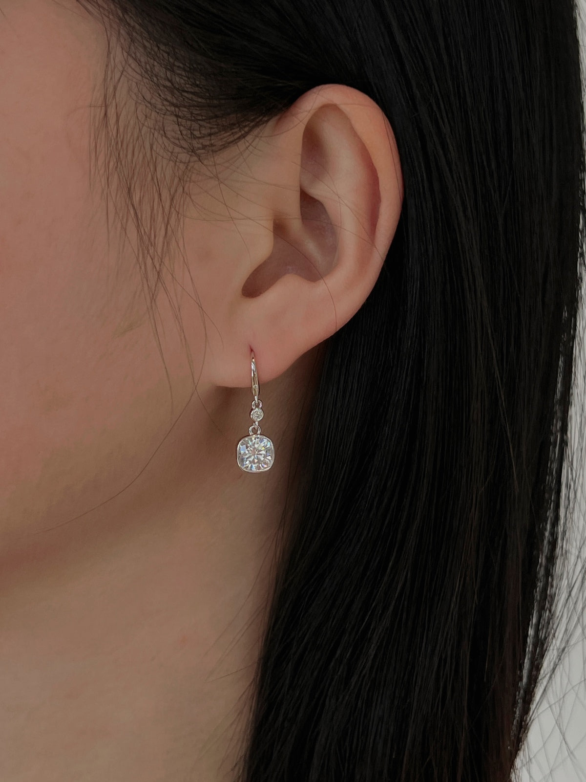 Pendientes colgantes de moissanitas 2,068 ct en plata