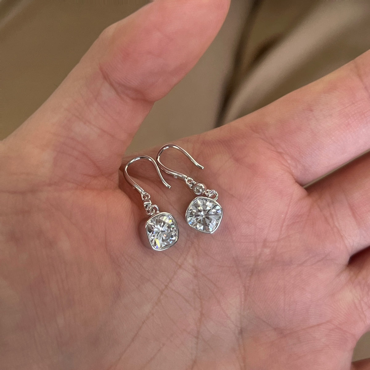 Pendientes colgantes de moissanitas 2,068 ct en plata