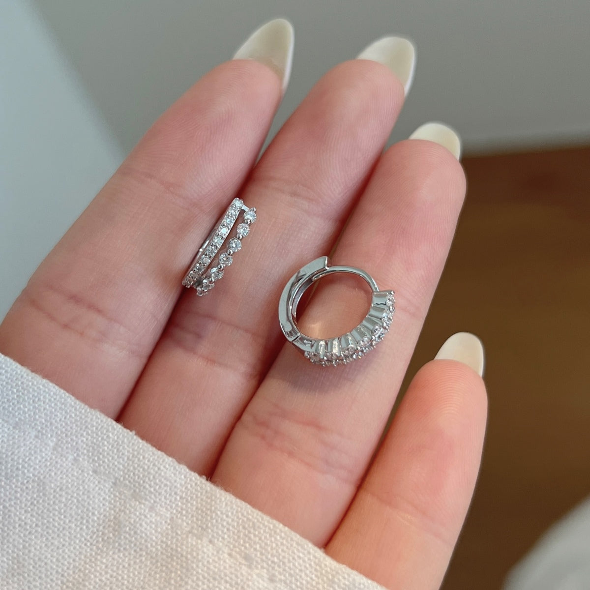 Pendientes de aro de doble hilera de moissanitas 0,414 ct en plata