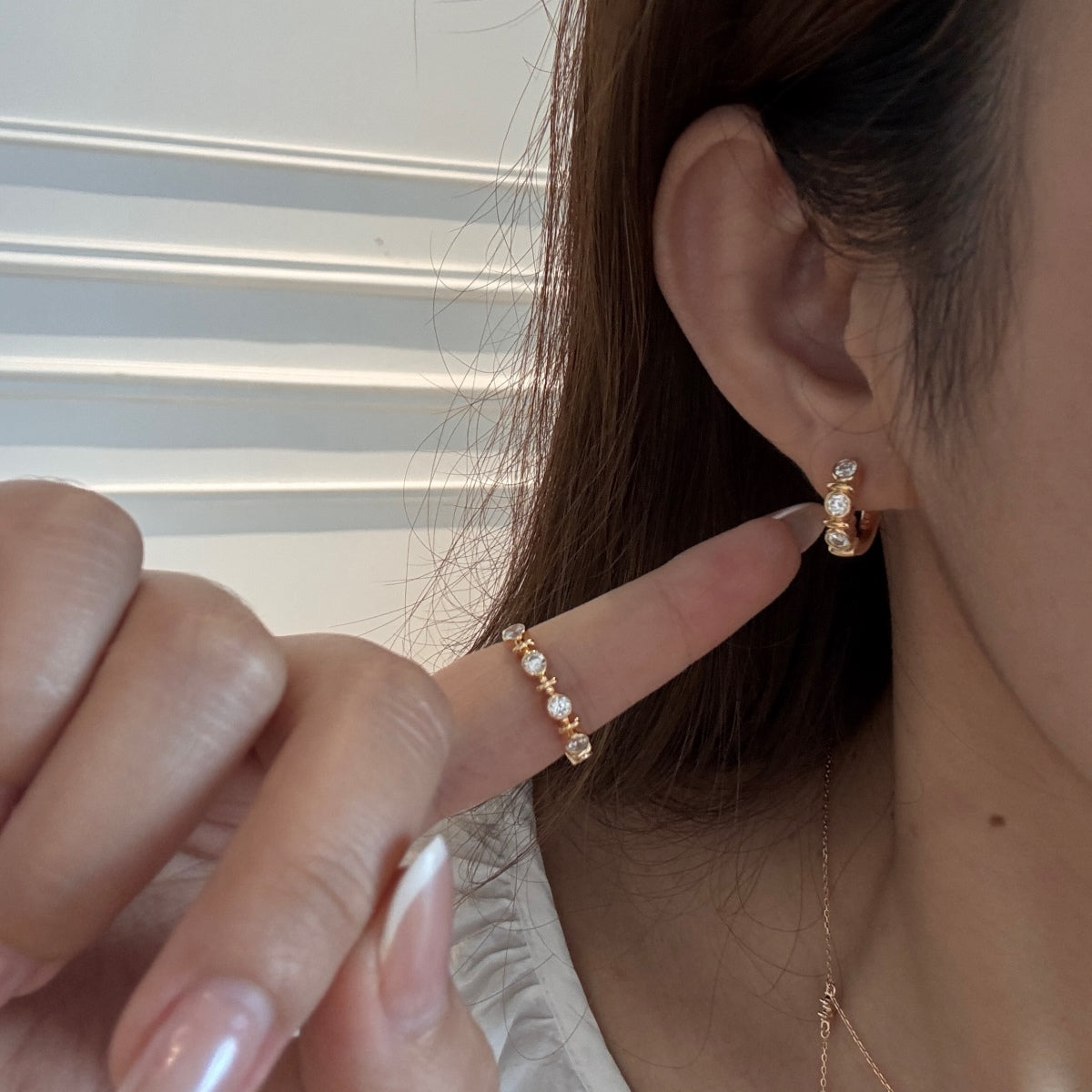 Pendientes de aro de moissanitas 0,6 ct dorados