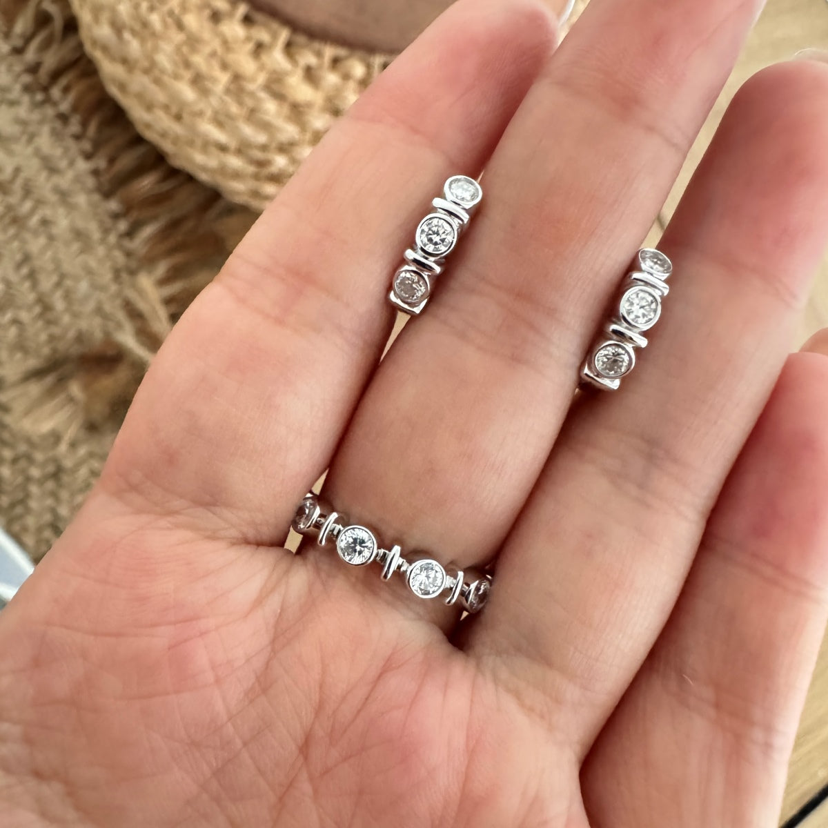 Pendientes de aro de moissanitas 0,6 ct en plata