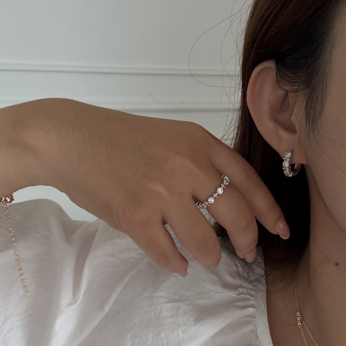 Pendientes de aro de moissanitas 0,6 ct en plata