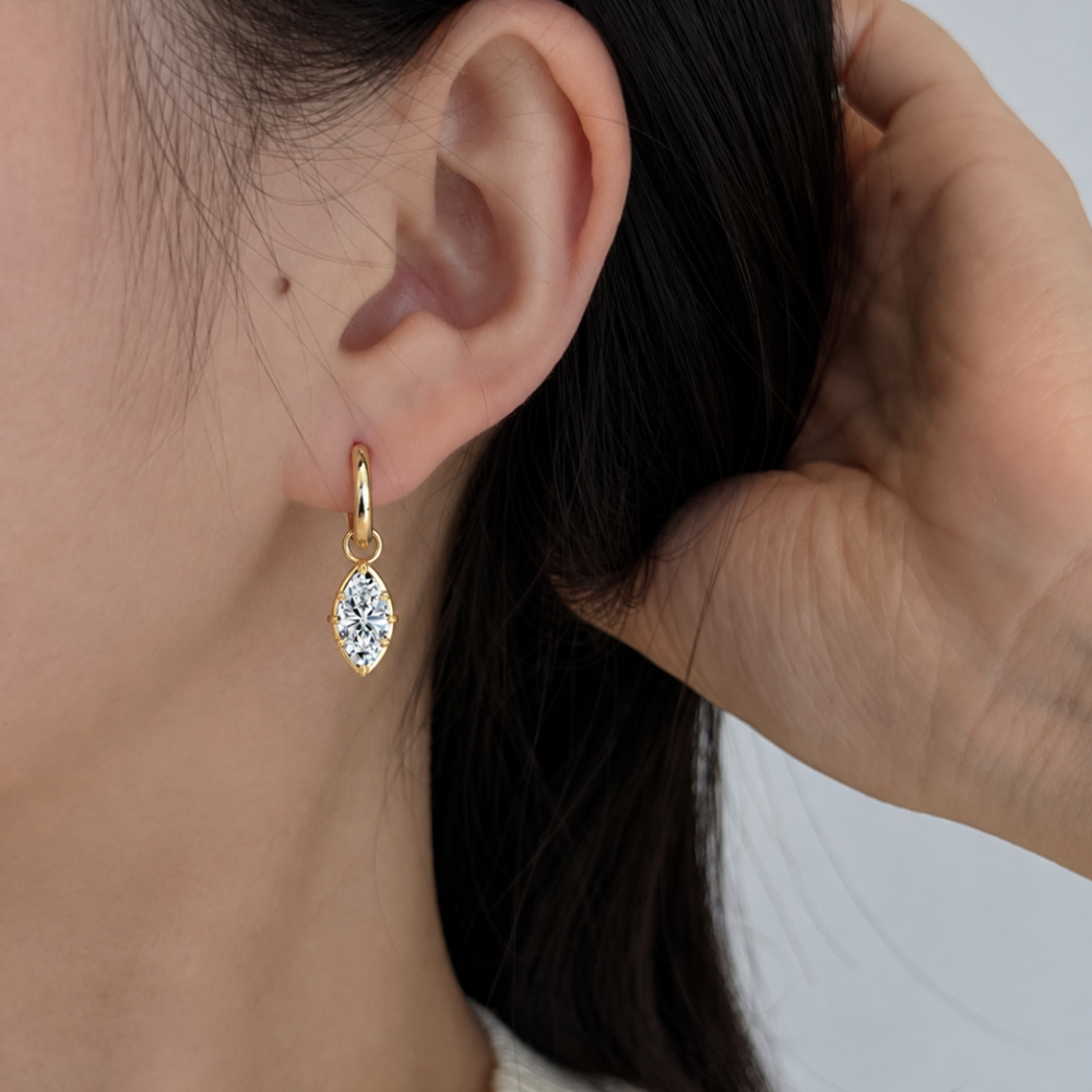 Pendientes de aro de moissanitas 2 ct dorados