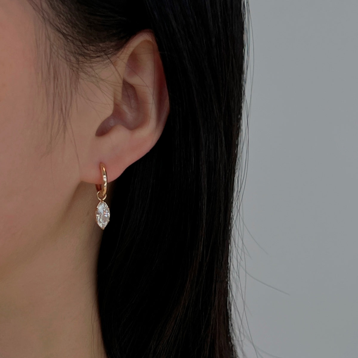 Pendientes de aro de moissanitas 2 ct en oro rosa