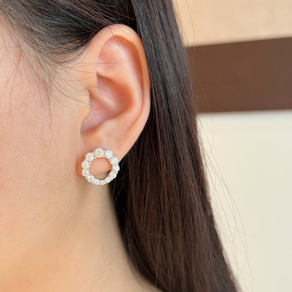 Pendientes de botón de moissanitas 3,3 ct en plata