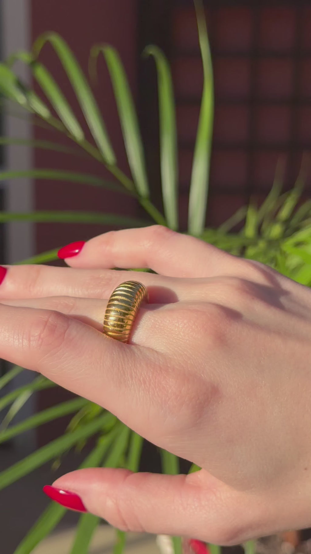 Anillo Croissant Dorado