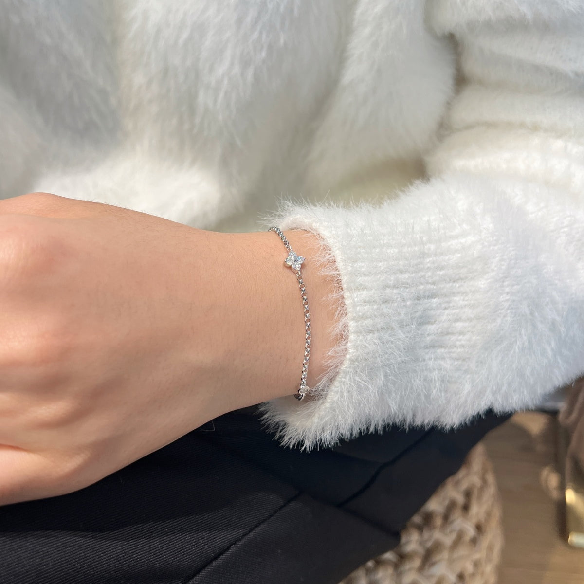 Pulsera con motivo floral de moissanitas 0,31 ct en plata